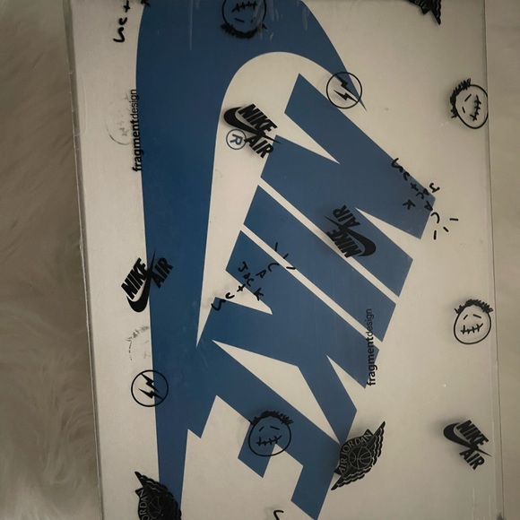 2021 Fragment Design x Travis Scott x Air Jordan 1 Retro Low - Picture 4 of 7